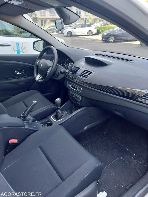 Renault Megane CB345AK de 2012 - 163878km - Véhicule défaillant - מכונית: תמונה 3 Renault Megane CB345AK de 2012 - 163878km - Véhicule défaillant - מכונית: תמונה 3