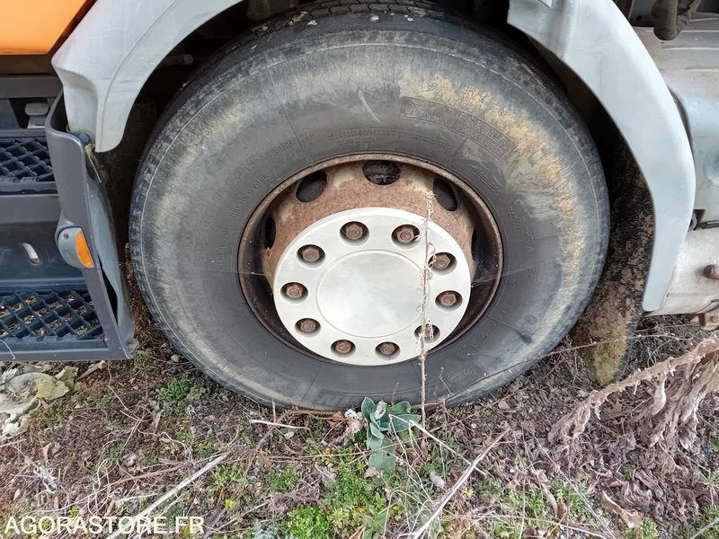 Renault Premium + Saleuse - משאית: תמונה 3 Renault Premium + Saleuse - משאית: תמונה 3