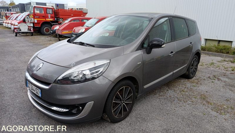 Renault Scenic - 2012 - 266446KMS CC344DZ - מכונית: תמונה 1 Renault Scenic - 2012 - 266446KMS CC344DZ - מכונית: תמונה 1