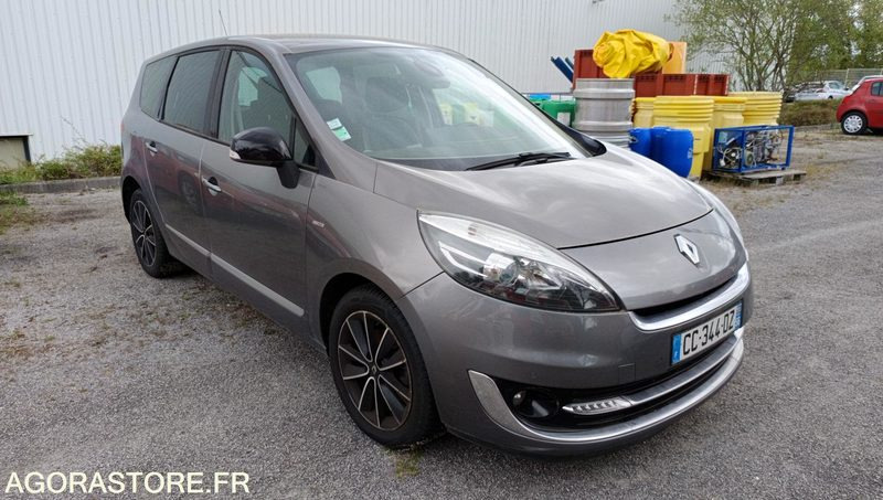 Renault Scenic - 2012 - 266446KMS CC344DZ - מכונית: תמונה 2 Renault Scenic - 2012 - 266446KMS CC344DZ - מכונית: תמונה 2