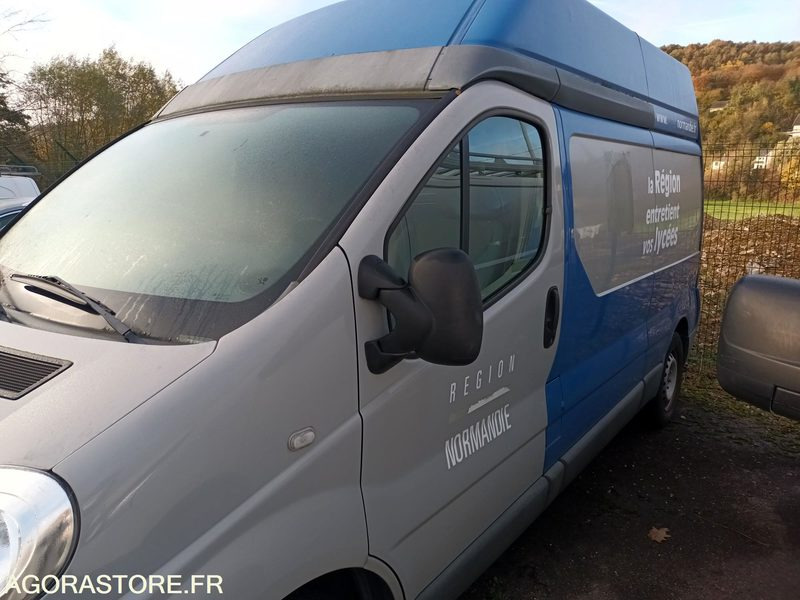 Renault Trafic – Diesel – 2010-101 000 km - כלי רכב מסחרי עם לוח: תמונה 2 Renault Trafic – Diesel – 2010-101 000 km - כלי רכב מסחרי עם לוח: תמונה 2