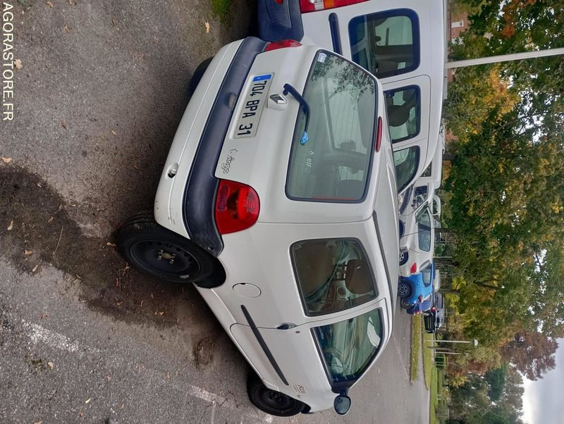 Renault Twingo 2005 108501kms - מכונית: תמונה 2 Renault Twingo 2005 108501kms - מכונית: תמונה 2