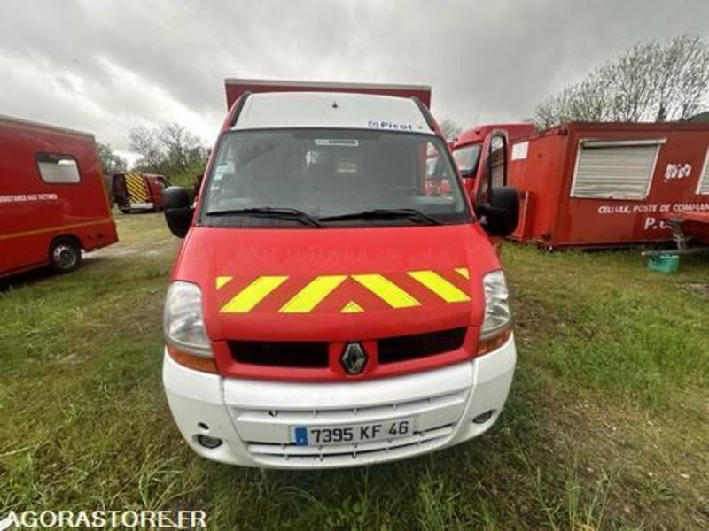 Renault master dci 120 - 7395kf46 - כלי רכב מסחרי עם לוח: תמונה 1 Renault master dci 120 - 7395kf46 - כלי רכב מסחרי עם לוח: תמונה 1