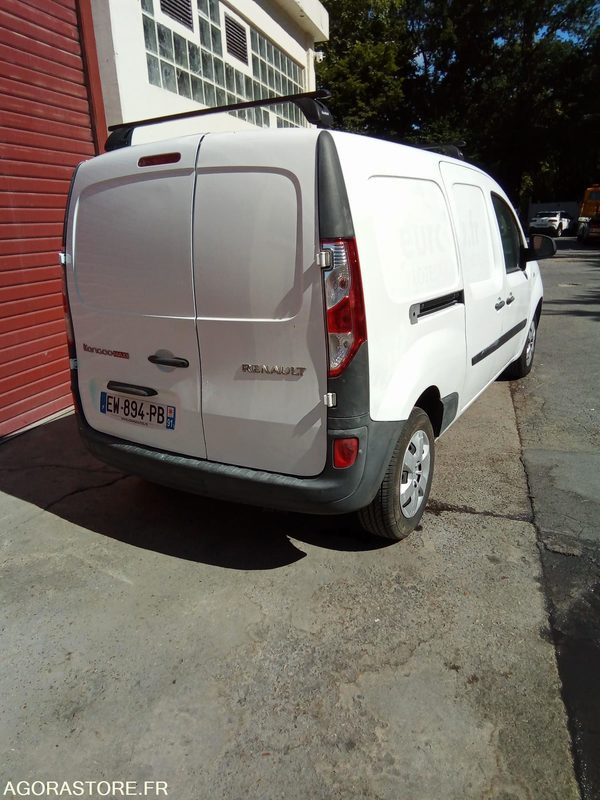 Renault maxi Kangoo 1.5 dci 90 CV 3 places clim - 2018 - 136 207km - כלי רכב מסחרי קטן: תמונה 4 Renault maxi Kangoo 1.5 dci 90 CV 3 places clim - 2018 - 136 207km - כלי רכב מסחרי קטן: תמונה 4