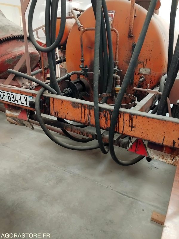 Répandeuse à chaud Pavalac - קרון נגרר עם מכל: תמונה 2 Répandeuse à chaud Pavalac - קרון נגרר עם מכל: תמונה 2