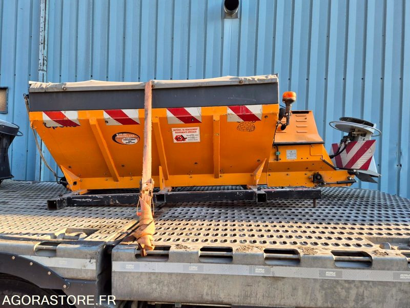 SALEUSE EPOKE S-2300 E 2000 AVEC MOTEUR AUXILIAIRE - ציוד לגינה: תמונה 1 SALEUSE EPOKE S-2300 E 2000 AVEC MOTEUR AUXILIAIRE - ציוד לגינה: תמונה 1