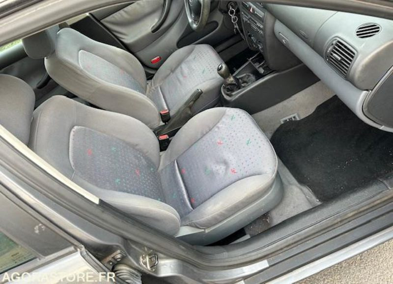 SEAT TOLEDO 1.9 TDI 110 CH - 2000 - 208 500 kms - מכונית: תמונה 5 SEAT TOLEDO 1.9 TDI 110 CH - 2000 - 208 500 kms - מכונית: תמונה 5