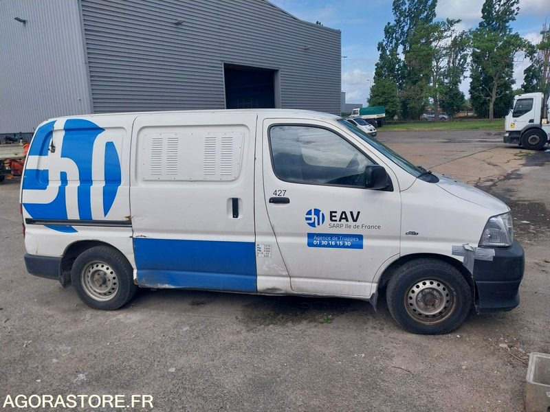 TOYOTA Hiace HP 2008 (442500Km) ROULANT VENTE EXPORT UNIQUEMENT - כלי רכב מסחרי עם לוח: תמונה 2 TOYOTA Hiace HP 2008 (442500Km) ROULANT VENTE EXPORT UNIQUEMENT - כלי רכב מסחרי עם לוח: תמונה 2