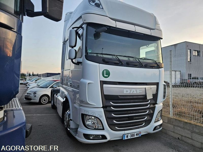 TRACTEUR DAF XF 510 XL - 2016 - 447 120km - TRES BON ETAT - יחידת טרקטור: תמונה 1 TRACTEUR DAF XF 510 XL - 2016 - 447 120km - TRES BON ETAT - יחידת טרקטור: תמונה 1