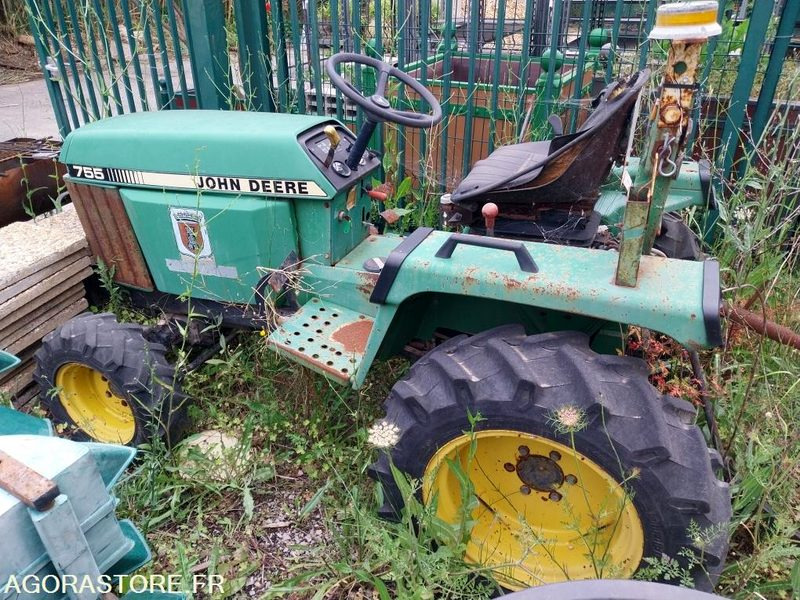 TRACTEUR JOHN DEERE 755 1453 kms 1985 - יחידת טרקטור: תמונה 1 TRACTEUR JOHN DEERE 755 1453 kms 1985 - יחידת טרקטור: תמונה 1