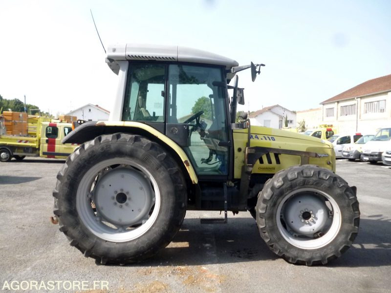 TRACTEUR LAMBORGHINI R4-110 4X4 - יחידת טרקטור: תמונה 3 TRACTEUR LAMBORGHINI R4-110 4X4 - יחידת טרקטור: תמונה 3