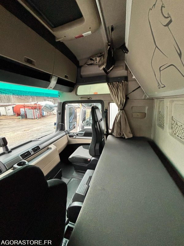 TRACTEUR MAN TGX19.480 - 2017 - 923446 kms (42020) - יחידת טרקטור: תמונה 4 TRACTEUR MAN TGX19.480 - 2017 - 923446 kms (42020) - יחידת טרקטור: תמונה 4