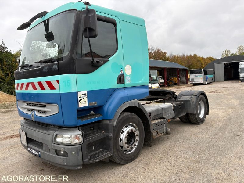 TRACTEUR RENAULT 420 DCI - יחידת טרקטור: תמונה 4 TRACTEUR RENAULT 420 DCI - יחידת טרקטור: תמונה 4