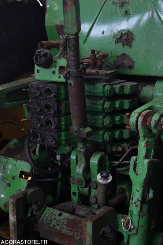 Tracteur Agricole/Forrestier John Deere 8200 - טרקטור חקלאי: תמונה 2 Tracteur Agricole/Forrestier John Deere 8200 - טרקטור חקלאי: תמונה 2