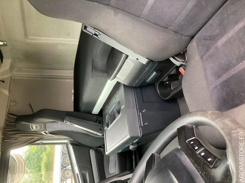 הַחכָּרָה  Tracteur IVECO Stralis AS110S46 LNG - 2019 - 636892 kms (41640) Tracteur IVECO Stralis AS110S46 LNG - 2019 - 636892 kms (41640): תמונה 6