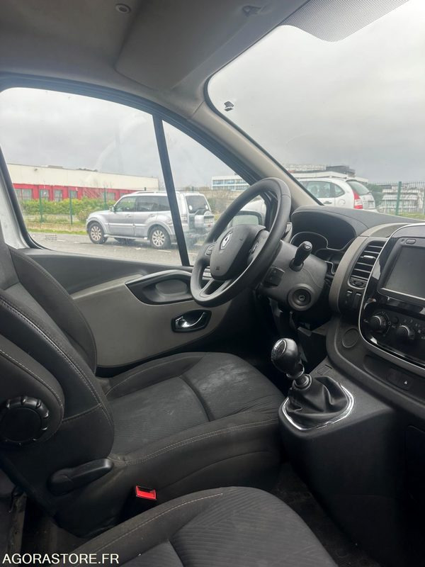 Trafic 3 1,6 dci 6 place 2019 non roulant - כלי רכב מסחרי עם לוח: תמונה 4 Trafic 3 1,6 dci 6 place 2019 non roulant - כלי רכב מסחרי עם לוח: תמונה 4