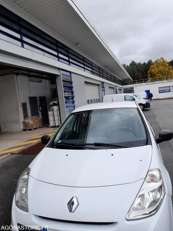 Très belle Renault Clio 2010 Essence/GPL - מכונית: תמונה 1 Très belle Renault Clio 2010 Essence/GPL - מכונית: תמונה 1