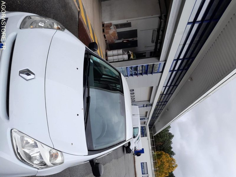 Très belle Renault Clio essence/GPL - מכונית: תמונה 1 Très belle Renault Clio essence/GPL - מכונית: תמונה 1