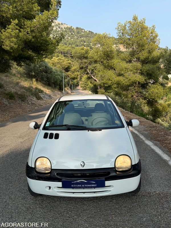 Twingo 1.2 Expression - 2003 - מכונית: תמונה 3 Twingo 1.2 Expression - 2003 - מכונית: תמונה 3