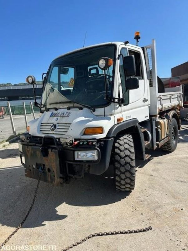 UNIMOG U300C VERSION COMMUNALE 2008 36900 KM - משאית: תמונה 4 UNIMOG U300C VERSION COMMUNALE 2008 36900 KM - משאית: תמונה 4