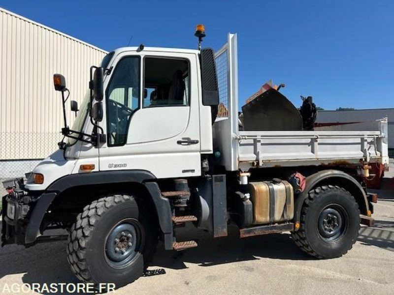 UNIMOG U300C VERSION COMMUNALE 2008 36900 KM - משאית: תמונה 1 UNIMOG U300C VERSION COMMUNALE 2008 36900 KM - משאית: תמונה 1
