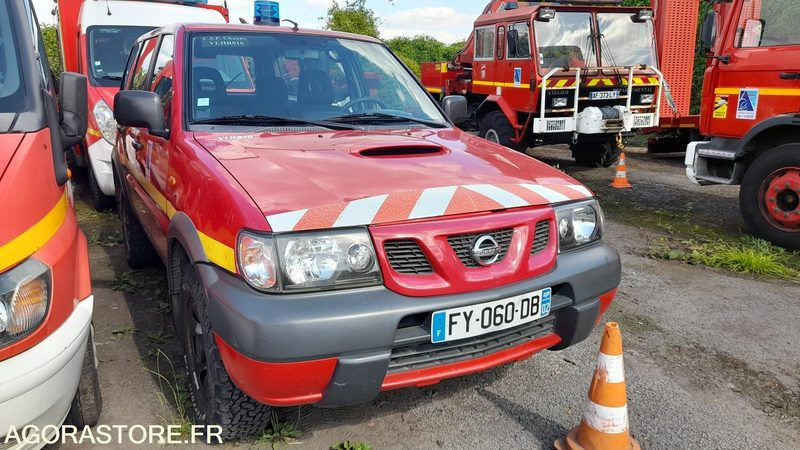 VLHR010 - NISSAN TERRANO - SUV: תמונה 2 VLHR010 - NISSAN TERRANO - SUV: תמונה 2