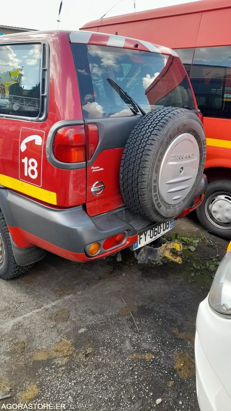 VLHR010 - NISSAN TERRANO - SUV: תמונה 4 VLHR010 - NISSAN TERRANO - SUV: תמונה 4