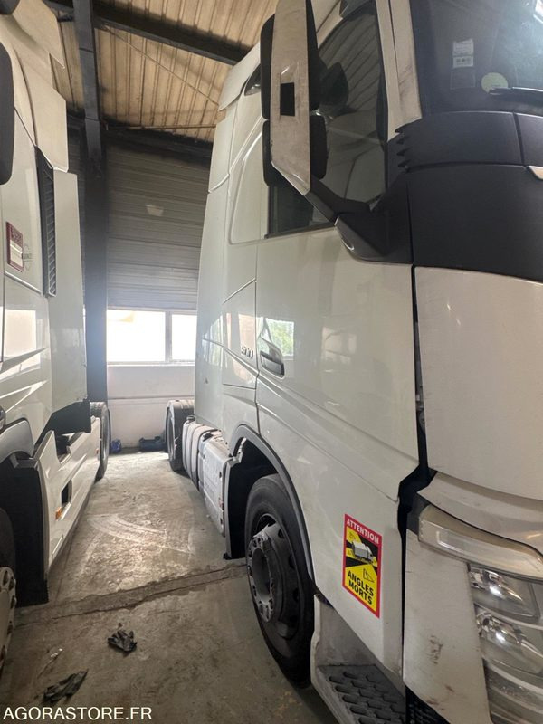 VOLVO FH 500 - 616 540KM - 2015 - יחידת טרקטור: תמונה 2 VOLVO FH 500 - 616 540KM - 2015 - יחידת טרקטור: תמונה 2