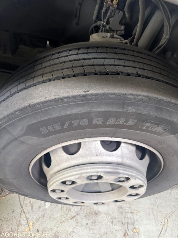 VOLVO FH 500 - 744 180 km - 2015 - יחידת טרקטור: תמונה 4 VOLVO FH 500 - 744 180 km - 2015 - יחידת טרקטור: תמונה 4