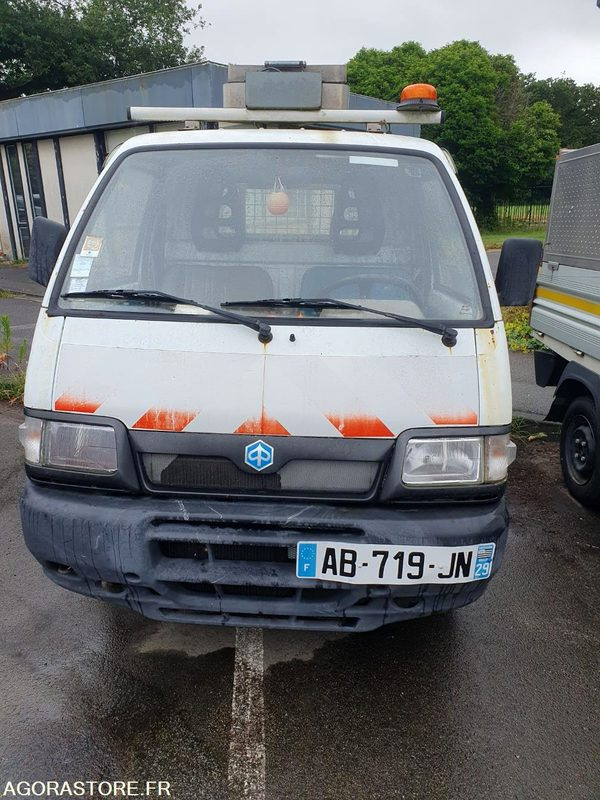 VQ-V20M PIAGGIO PORTER. - כלי רכב מסחרי מזהיר: תמונה 1 VQ-V20M PIAGGIO PORTER. - כלי רכב מסחרי מזהיר: תמונה 1