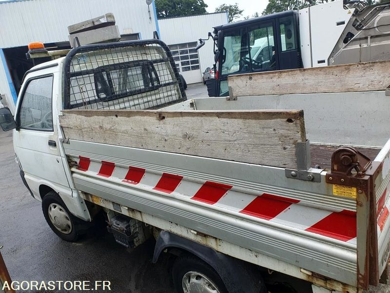 VQ-V20M PIAGGIO PORTER. - כלי רכב מסחרי מזהיר: תמונה 4 VQ-V20M PIAGGIO PORTER. - כלי רכב מסחרי מזהיר: תמונה 4