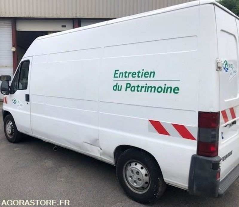 Véhicule PEUGEOT BOXER 2001 NON ROULANT EN L'ETAT - כלי רכב מסחרי קטן: תמונה 2 Véhicule PEUGEOT BOXER 2001 NON ROULANT EN L'ETAT - כלי רכב מסחרי קטן: תמונה 2