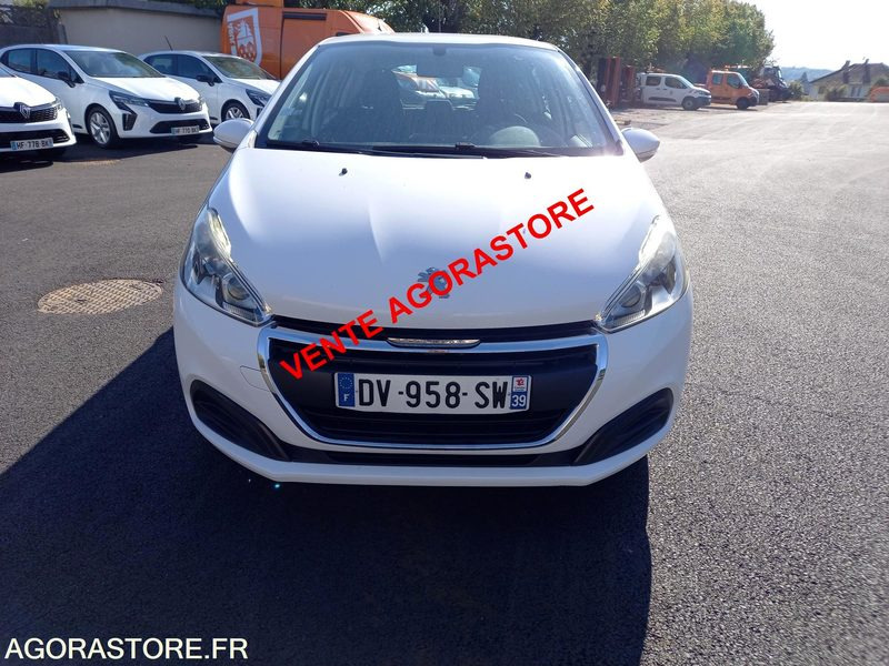 Vends Peugeot 208 essence - מכונית: תמונה 2 Vends Peugeot 208 essence - מכונית: תמונה 2
