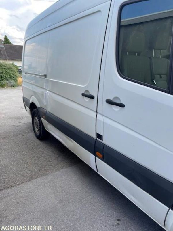 Volkswagen Crafter Frigorifique - כלי רכב מסחרי לקירור: תמונה 4 Volkswagen Crafter Frigorifique - כלי רכב מסחרי לקירור: תמונה 4