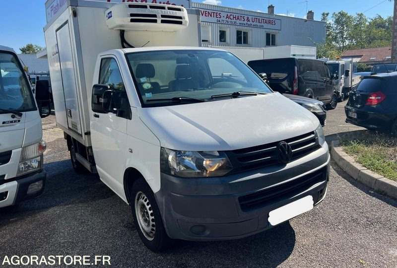Volkswagen TRANSPORTER TDI 140CH FRIGO DBLE COMPARTIMENT2013 PRIX TTC SANS TVA - כלי רכב מסחרי לקירור: תמונה 1 Volkswagen TRANSPORTER TDI 140CH FRIGO DBLE COMPARTIMENT2013 PRIX TTC SANS TVA - כלי רכב מסחרי לקירור: תמונה 1
