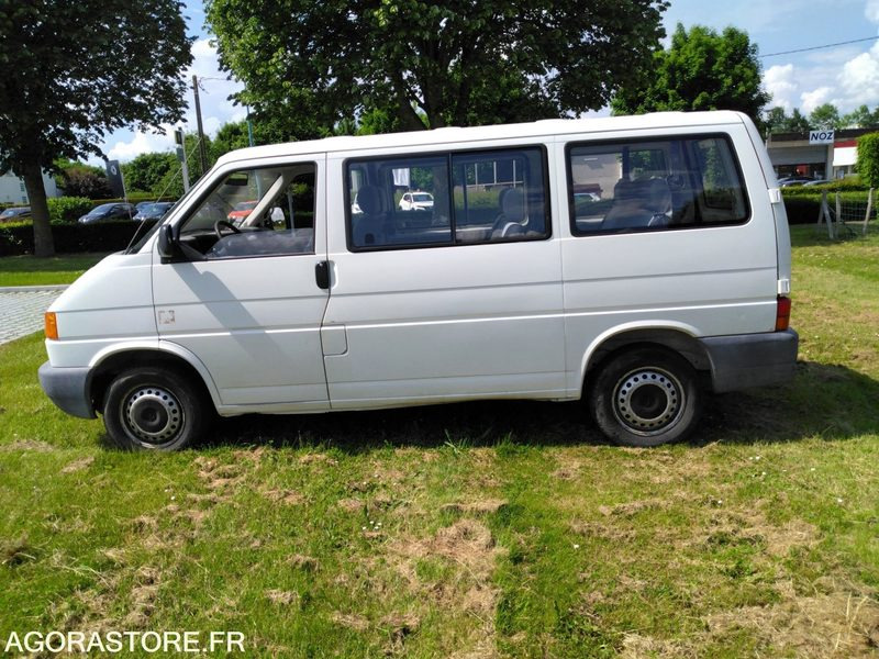 Volkswagen combi transporteur en l'état - מיניבוס, כלי רכב מסחרי לנוסעים: תמונה 4 Volkswagen combi transporteur en l'état - מיניבוס, כלי רכב מסחרי לנוסעים: תמונה 4
