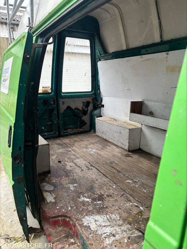 Vw Transporter - כלי רכב מסחרי עם לוח: תמונה 4 Vw Transporter - כלי רכב מסחרי עם לוח: תמונה 4