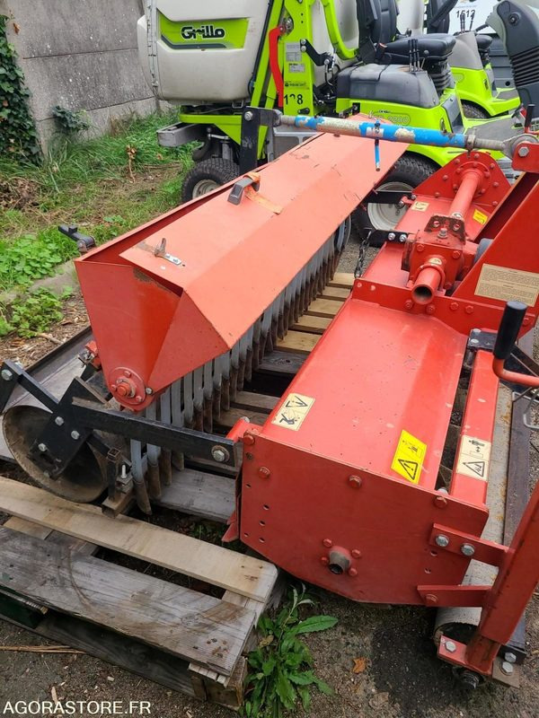 YVMO REGARNISSEUR - 2006 - ציוד לגינה: תמונה 3 YVMO REGARNISSEUR - 2006 - ציוד לגינה: תמונה 3