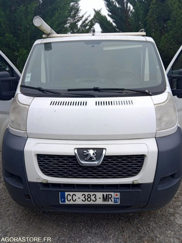 Boxer 2.2 HDI - CC383MR - - כלי רכב מסחרי עם לוח: תמונה 1 Boxer 2.2 HDI - CC383MR - - כלי רכב מסחרי עם לוח: תמונה 1