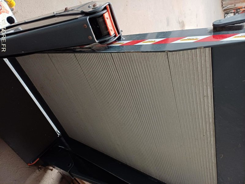 Hayon - כלי/ ציוד: תמונה 3 Hayon - כלי/ ציוד: תמונה 3