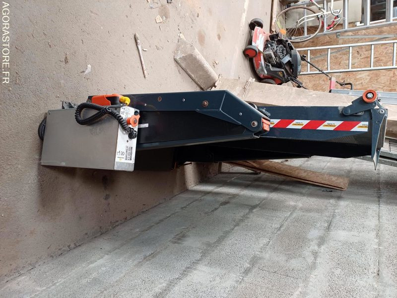 Hayon - כלי/ ציוד: תמונה 2 Hayon - כלי/ ציוד: תמונה 2