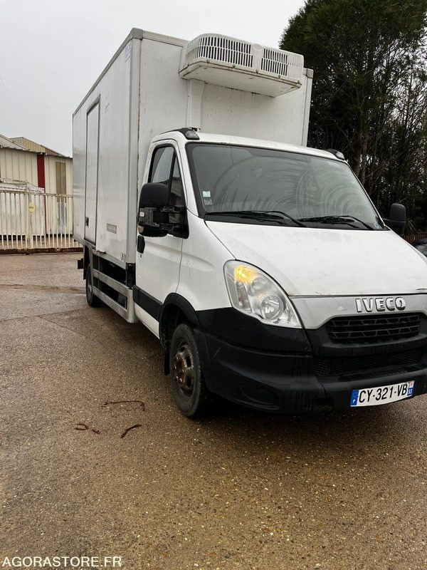 Iveco 35c13 frigorifique 185000km 2013 - כלי רכב מסחרי לקירור: תמונה 2 Iveco 35c13 frigorifique 185000km 2013 - כלי רכב מסחרי לקירור: תמונה 2