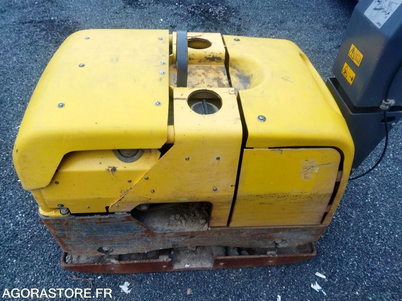 Plaque vibrante atlas copco lh700 - רולר: תמונה 2 Plaque vibrante atlas copco lh700 - רולר: תמונה 2