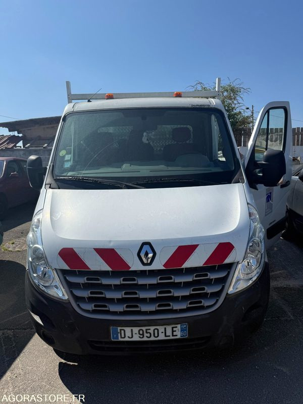 Renault master gazole 60156kms 2014 - כלי רכב מסחרי מזהיר: תמונה 1 Renault master gazole 60156kms 2014 - כלי רכב מסחרי מזהיר: תמונה 1