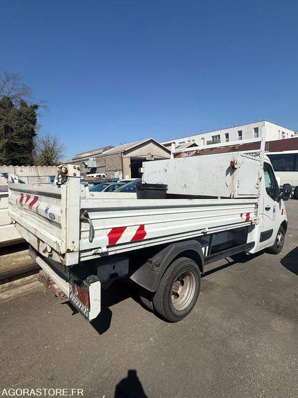Renault master gazole 60156kms 2014 - כלי רכב מסחרי מזהיר: תמונה 2 Renault master gazole 60156kms 2014 - כלי רכב מסחרי מזהיר: תמונה 2