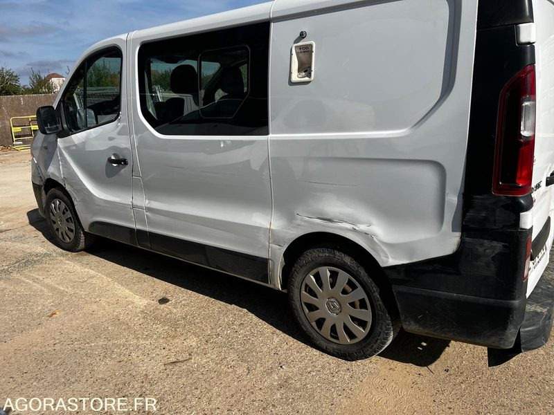 Renault trafic 1.6dci 6places 2019 291000km - כלי רכב מסחרי קטן: תמונה 3 Renault trafic 1.6dci 6places 2019 291000km - כלי רכב מסחרי קטן: תמונה 3