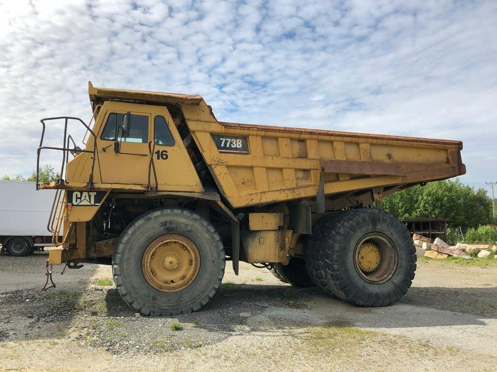 CAT 773B - משאית סלעים/ מסיר פסולת קשיח: תמונה 4 CAT 773B - משאית סלעים/ מסיר פסולת קשיח: תמונה 4