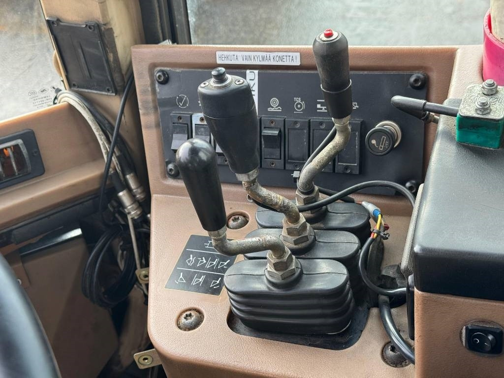 CAT 938 F II - מעמיס גלגלים: תמונה 4 CAT 938 F II - מעמיס גלגלים: תמונה 4