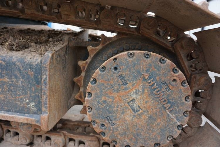 מחפר סורק Hyundai R260LC-9A: תמונה 9 מחפר סורק Hyundai R260LC-9A: תמונה 9