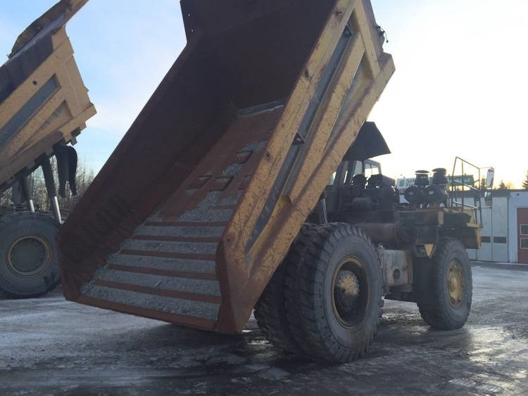 Komatsu HD405-6 - משאית סלעים/ מסיר פסולת קשיח: תמונה 4 Komatsu HD405-6 - משאית סלעים/ מסיר פסולת קשיח: תמונה 4